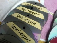 AppleComputerSupportCDLabel.jpg