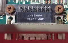 Rusted-Screws-On-Monitor-Connector.jpg
