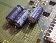 Snapped-off-capacitor-lead.jpg